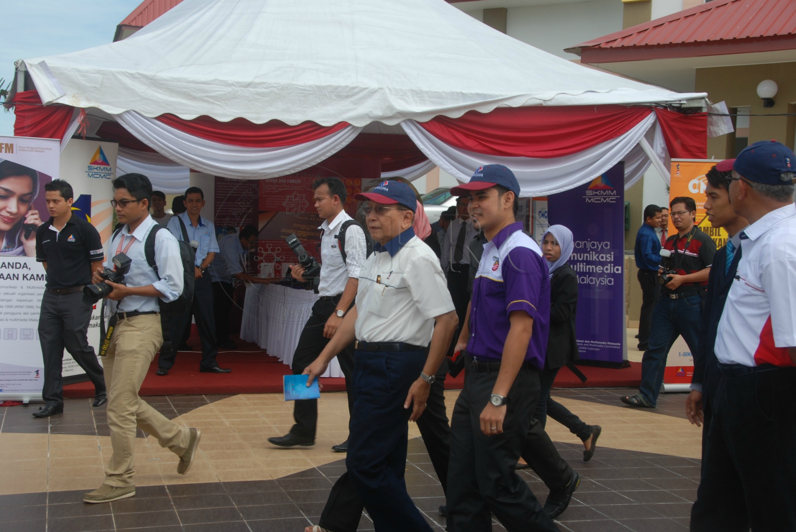 PRO 12 125 rtm DSC 7030